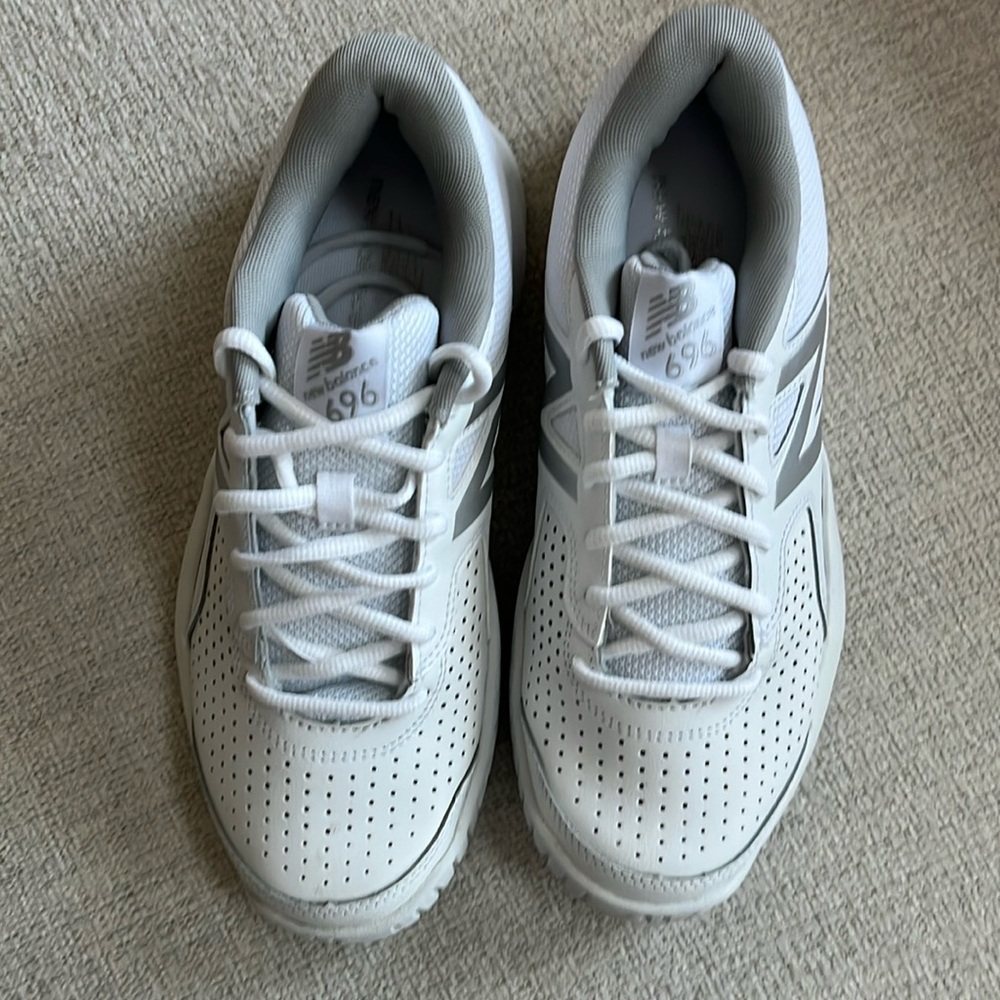 NWT New Balance Women’s v3 696 Tennis Shoes